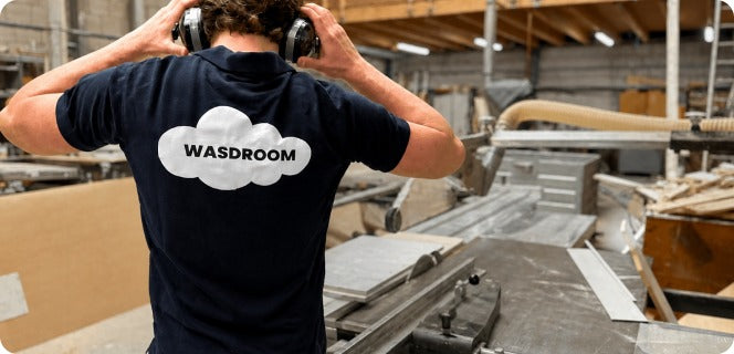 Wasdroom craftsman at work in the workshop